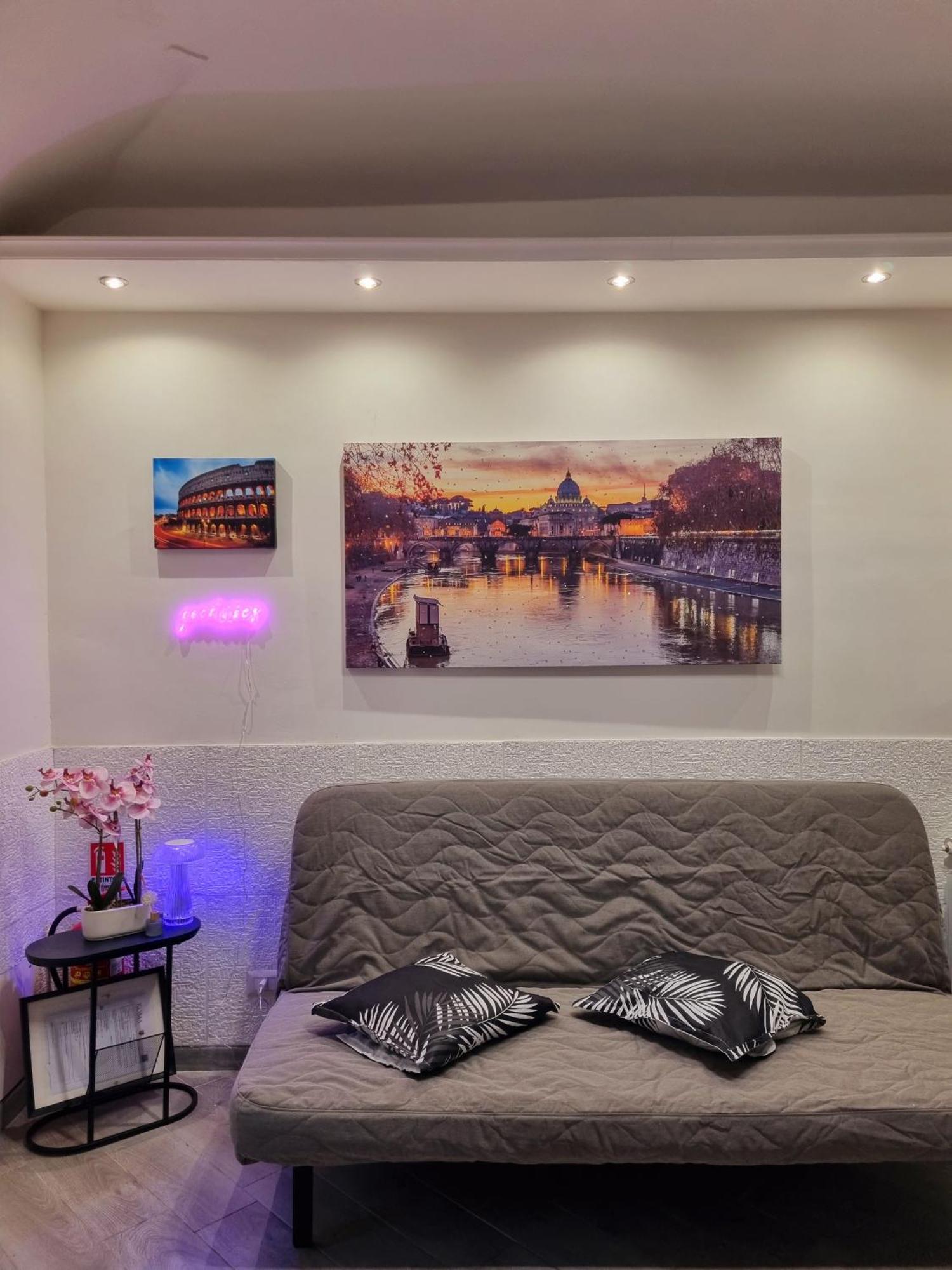 Cmhouselove Roma Alessandrino Vicino Metro C Экстерьер фото
