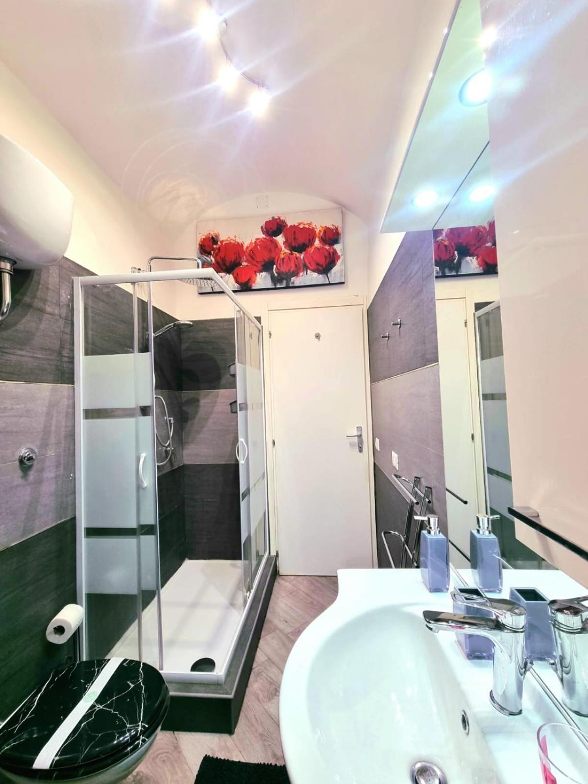 Cmhouselove Roma Alessandrino Vicino Metro C Экстерьер фото